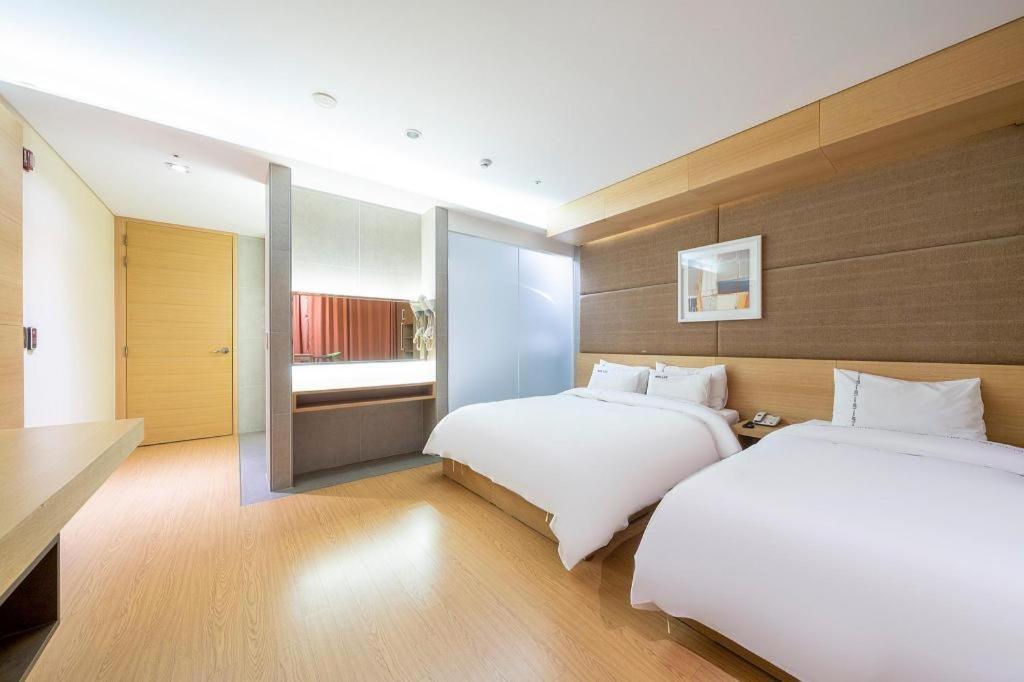 Business Design Hotel Luv Incheon Eksteriør bilde