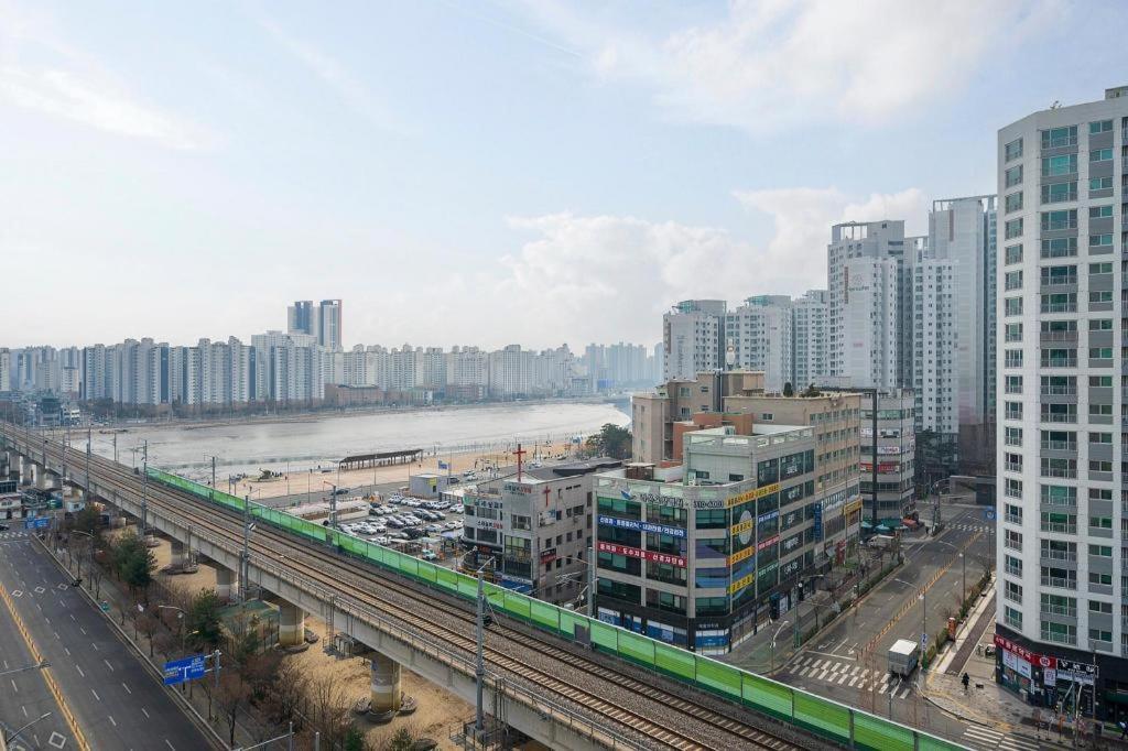 Business Design Hotel Luv Incheon Eksteriør bilde
