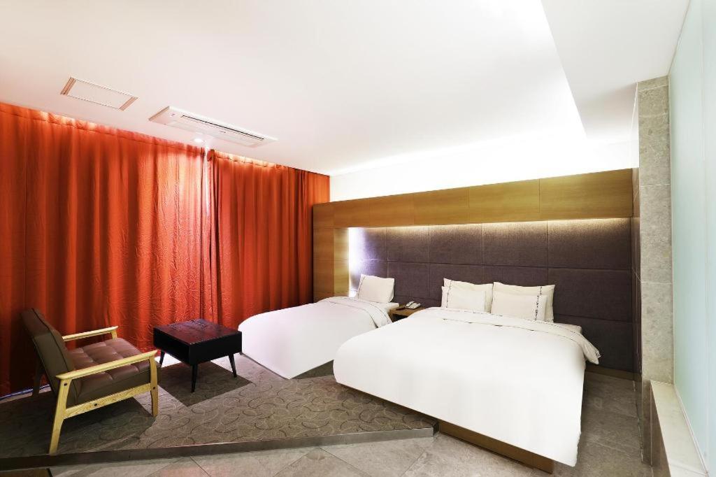 Business Design Hotel Luv Incheon Eksteriør bilde