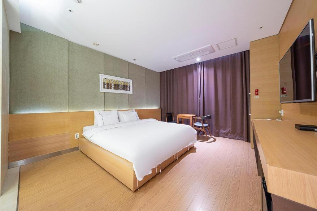 Business Design Hotel Luv Incheon Eksteriør bilde