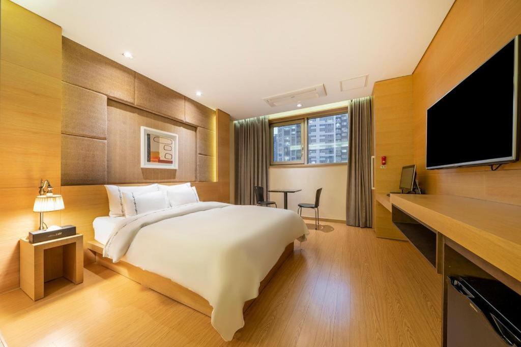 Business Design Hotel Luv Incheon Eksteriør bilde