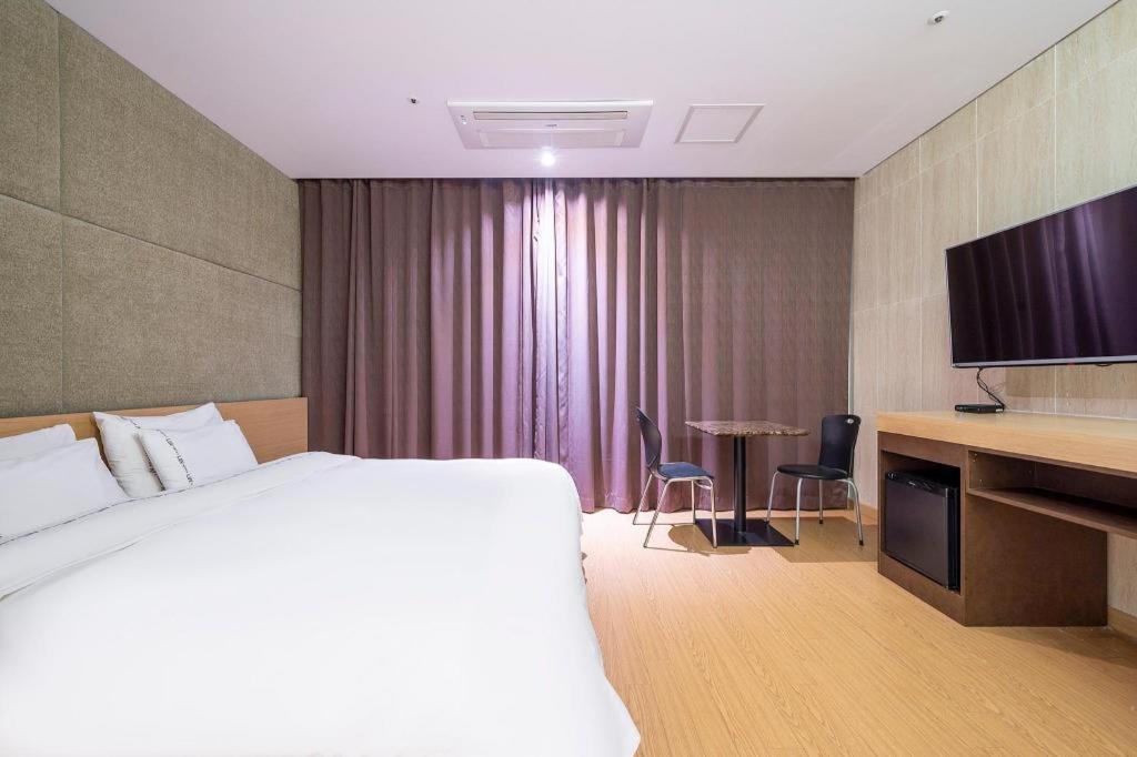 Business Design Hotel Luv Incheon Eksteriør bilde